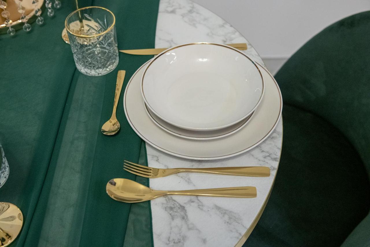 Fashion Apartment Gold Bologna With Jacuzzi & Car Garage Eksteriør billede