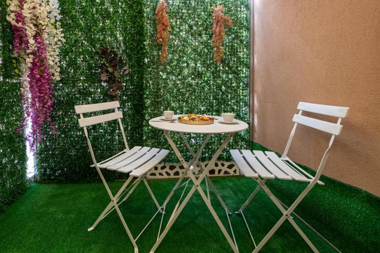 Fashion Apartment Gold Bologna With Jacuzzi & Car Garage Eksteriør billede