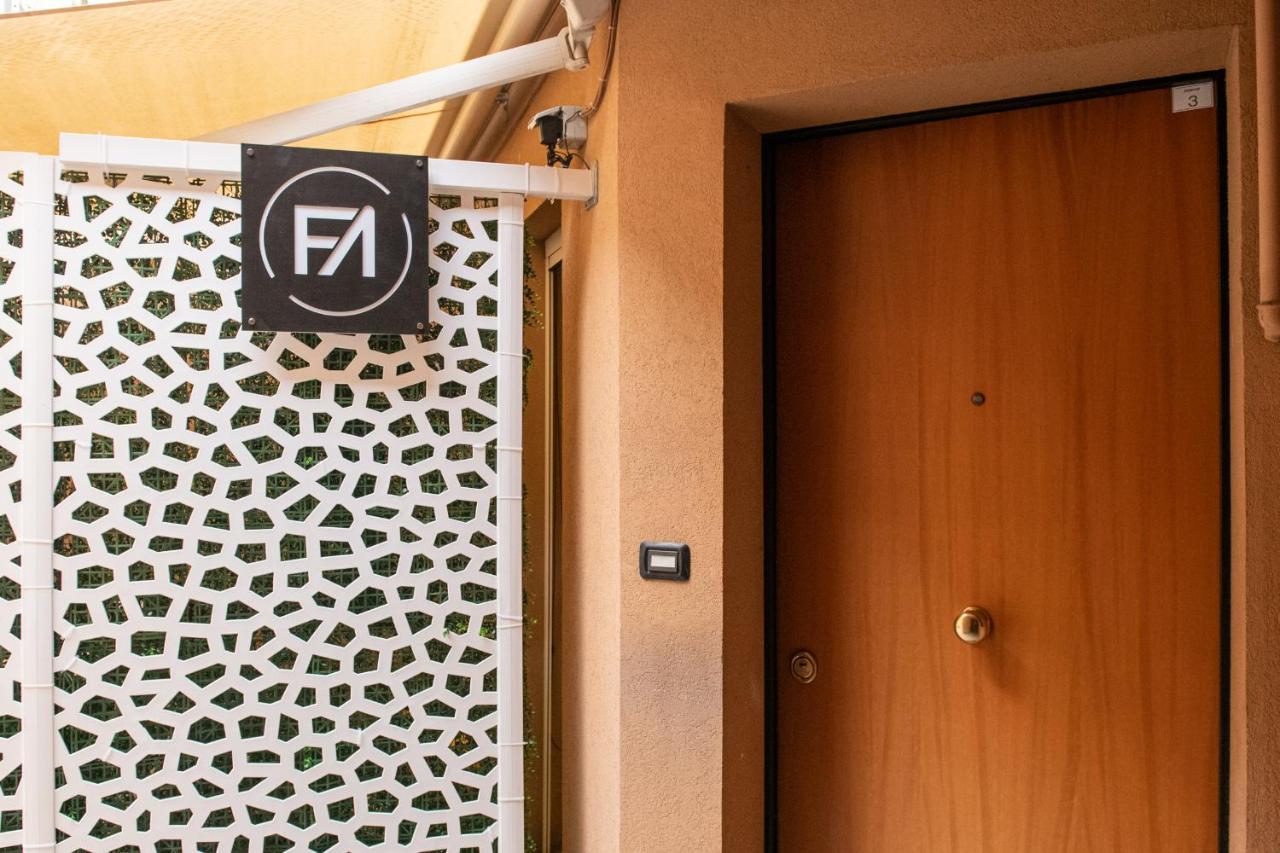 Fashion Apartment Gold Bologna With Jacuzzi & Car Garage Eksteriør billede