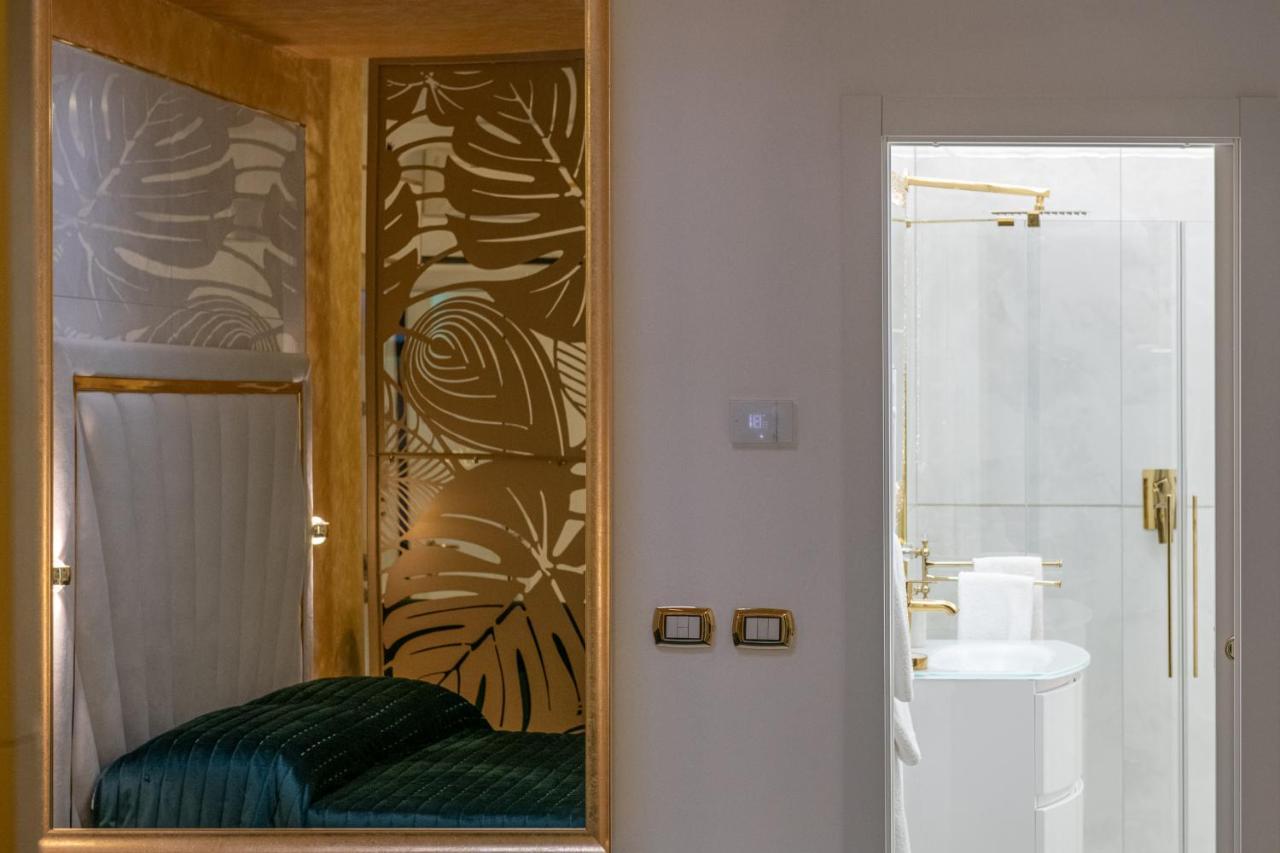 Fashion Apartment Gold Bologna With Jacuzzi & Car Garage Eksteriør billede